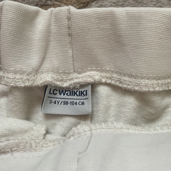 L. C Waikiki Kids Joggers  Size 3/4 Off White NWOT - Picture 3 of 7